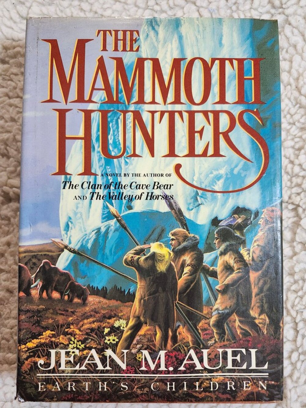 Jean M Auel The Mammoth Hunters 1st Ed Hardcover 1985 Crown DJ With Map